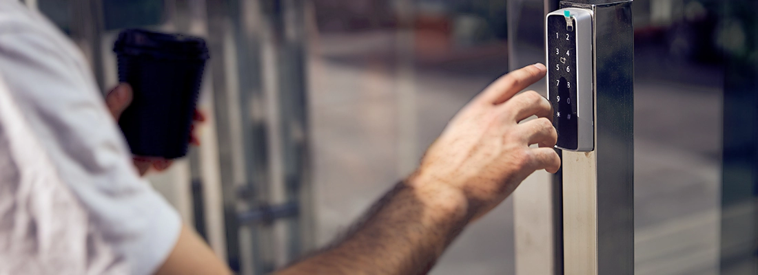 Enhance Storefront Security with Access Control Systems in Saint-Sacrement, QC