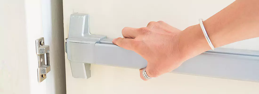 Fast and Affordable Door Panic Bar Installation in Saint-Sacrement, QC