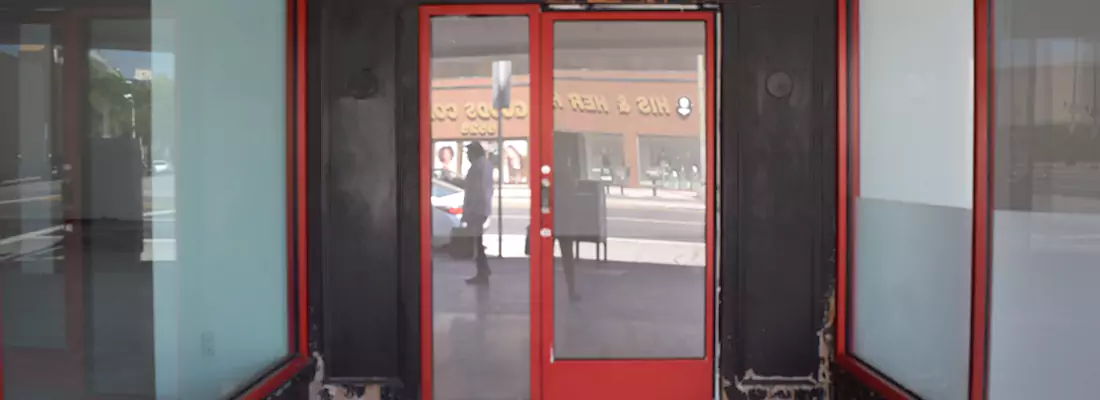Sliding Motion Sensor Door Service in Saint-Sacrement, QC